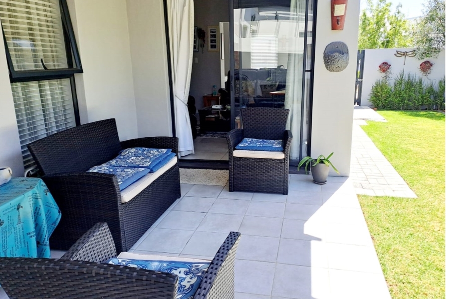 3 Bedroom Property for Sale in Aan de Wijnlanden Western Cape